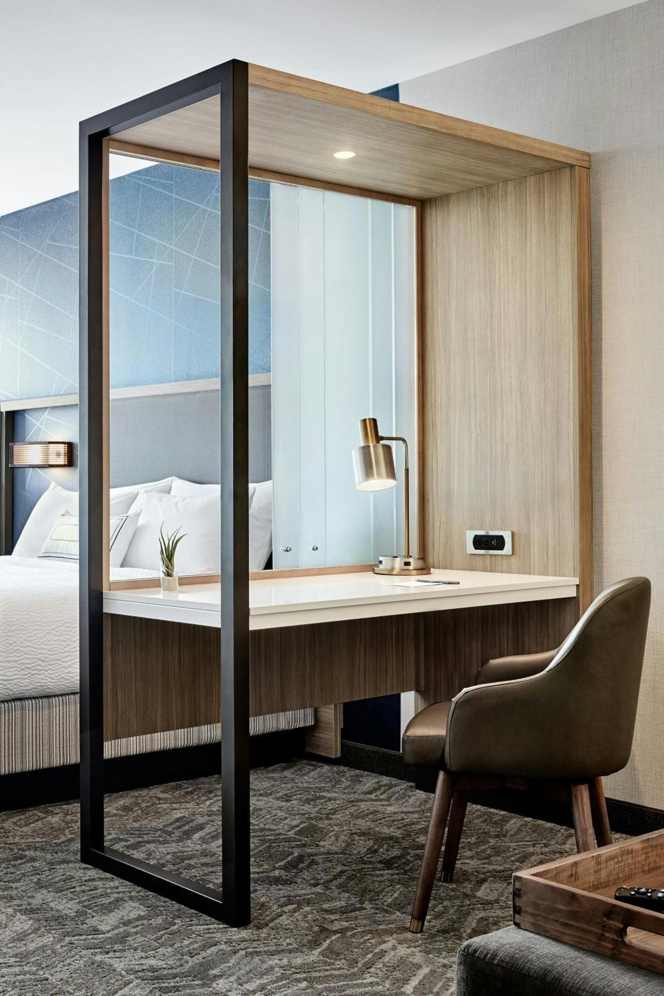 Springhill Suites By Marriott Cleveland Independence Exterior photo