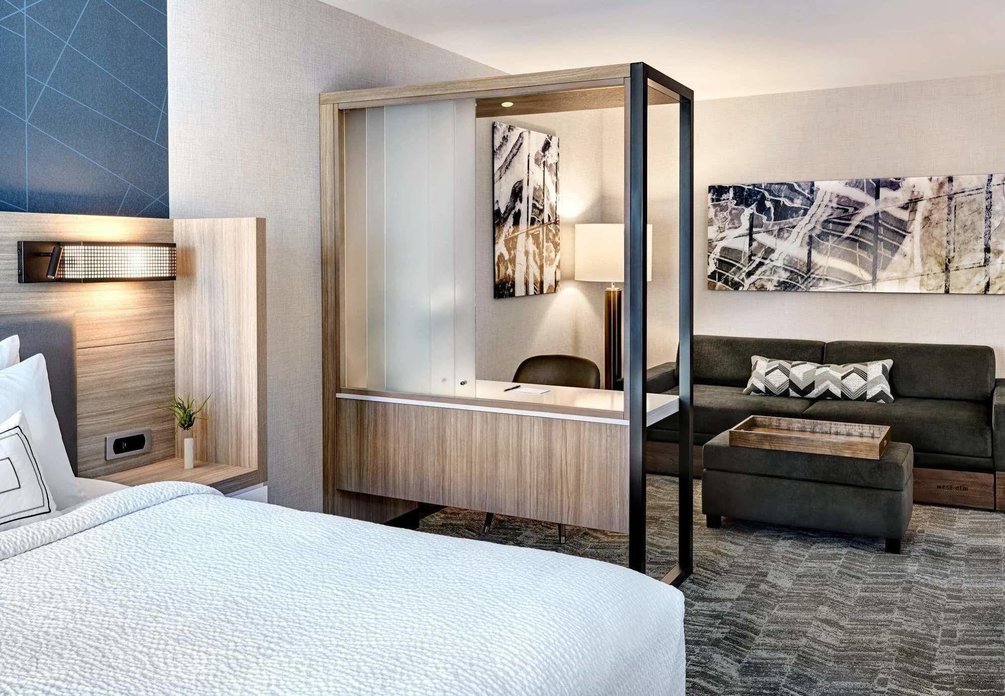Springhill Suites By Marriott Cleveland Independence Exterior photo